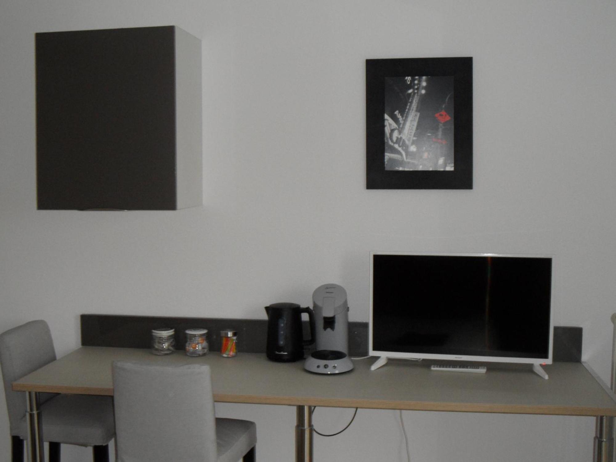 # Studio Bon Emplacement Avec Parking # Ильзак Экстерьер фото